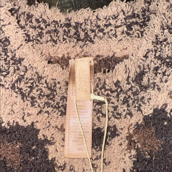 SKIMS  KIDS BROWN LEOPARD SWEATER - Picture 3 of 9